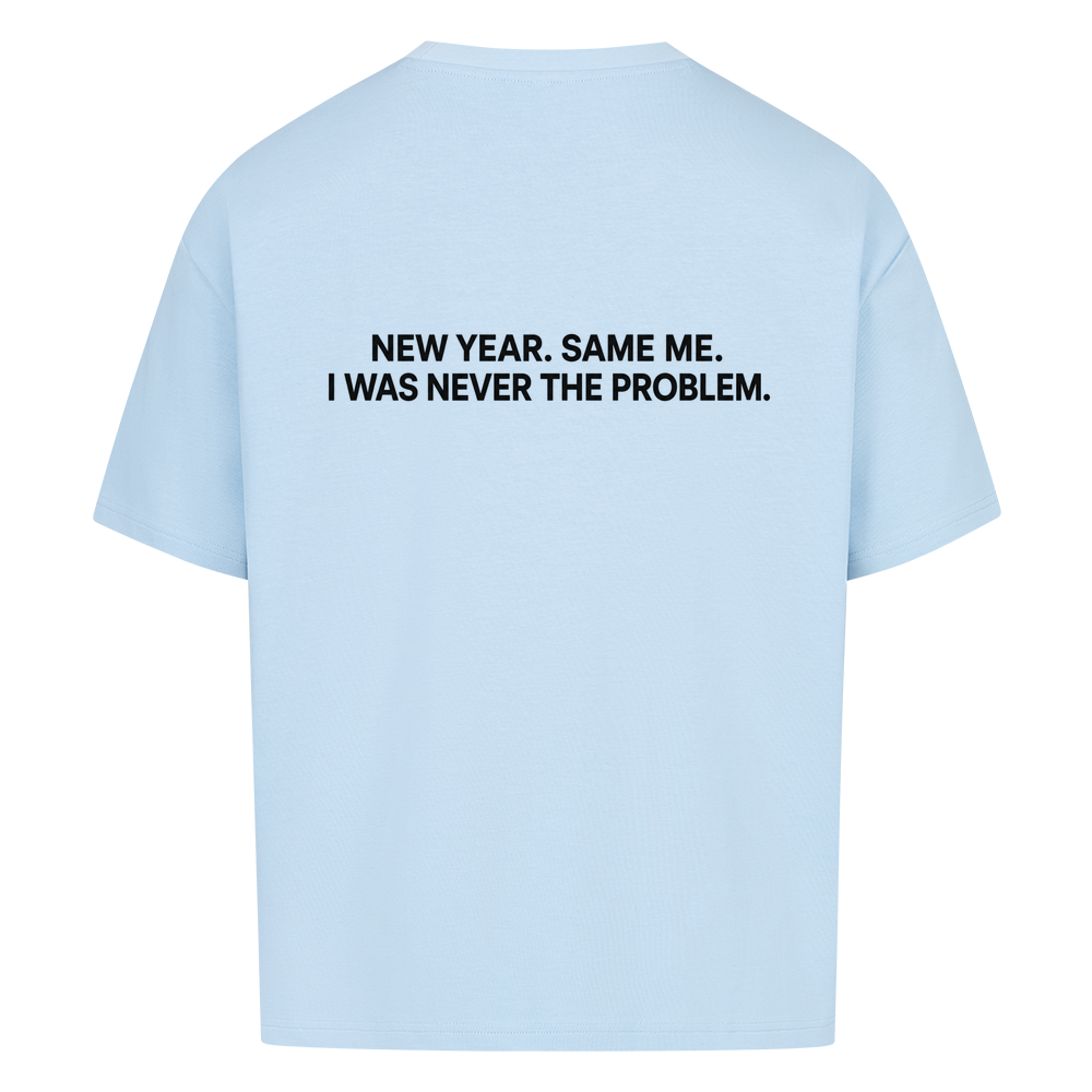 NEVER THE PROBLEM — Oversized Tee in Baby Blue, Rückenprint