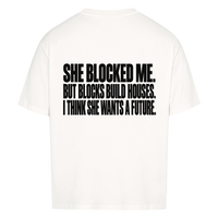 BLOCKS BUILD HOUSES — Oversized Tee in White, Rückenprint