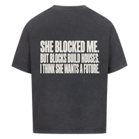 BLOCKS BUILD HOUSES — Oversized Tee in Washed Black, Rückenprint
