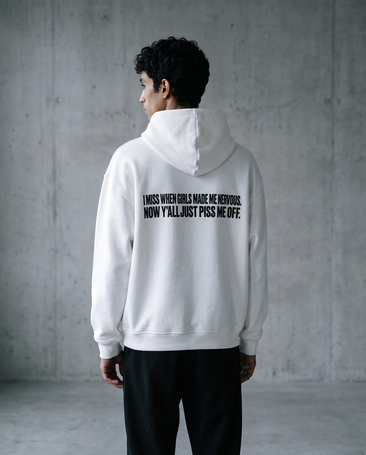 MADE ME NERVOUS — Oversized Hoodie in White, Rückenprint, am Model